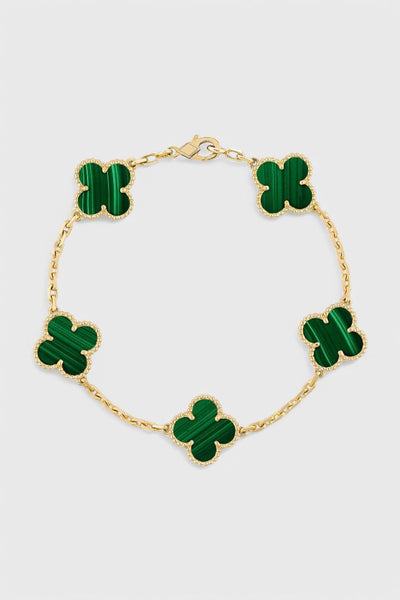 Noémie | Clover Motif and Elegance