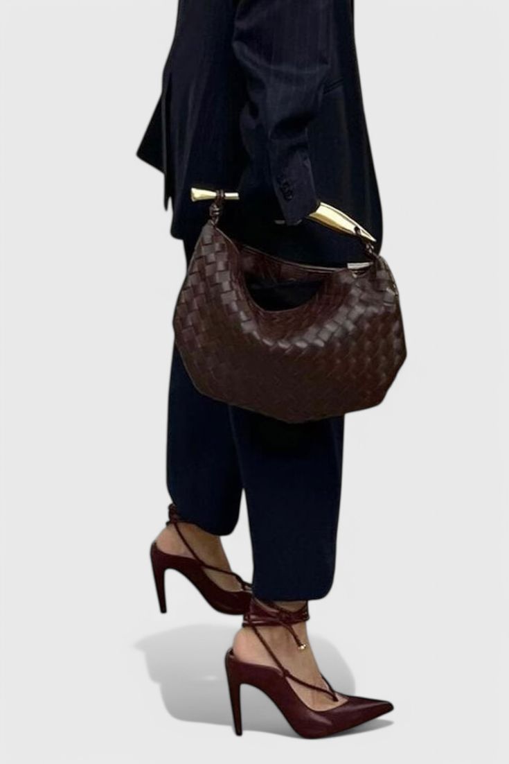 Gerda | Woven Bag with Gold Handle